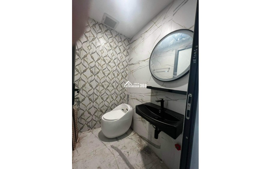 Tôi cho thuê Nhà căn góc, mới,vỉa hè, 116m2- 4T, Trần Nhân Tông_46 Tr